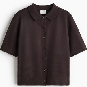 H&M Women's Short-Sleeve Button-Down Shirt in Dark Brown